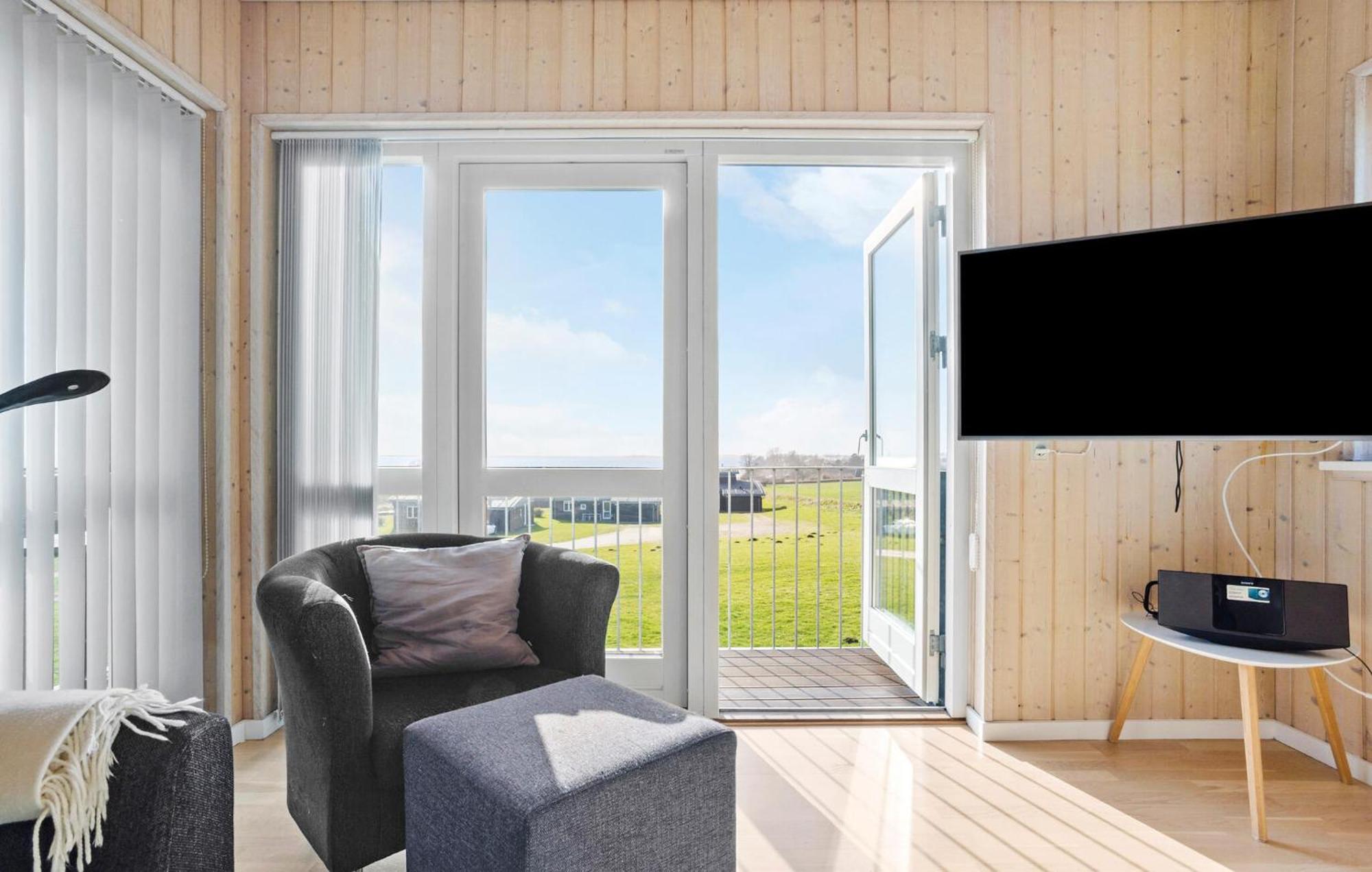 4 Bedroom Nice Home In Fåborg Exterior foto