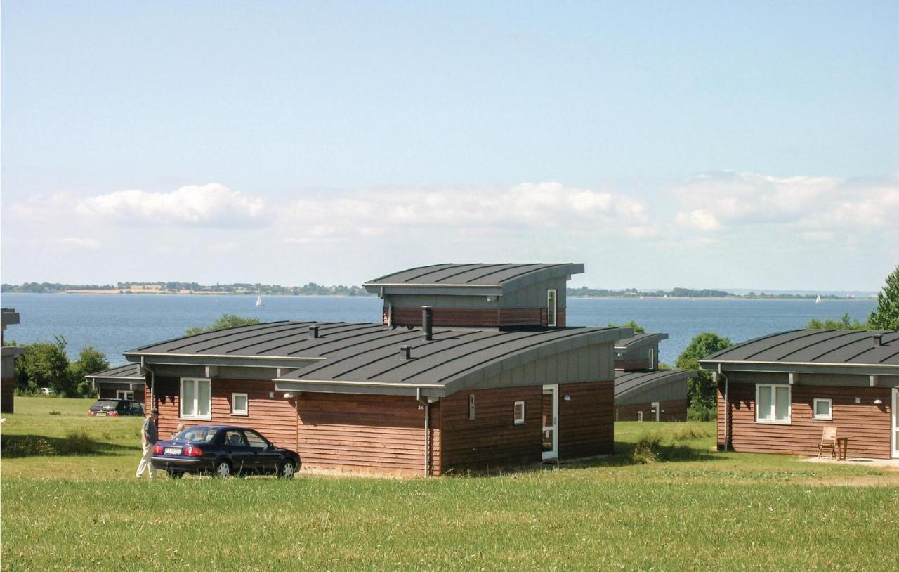 4 Bedroom Nice Home In Fåborg Exterior foto